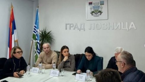 Obraćanje ministarke Mesarović i gradonačelnice Loznice (VIDEO)