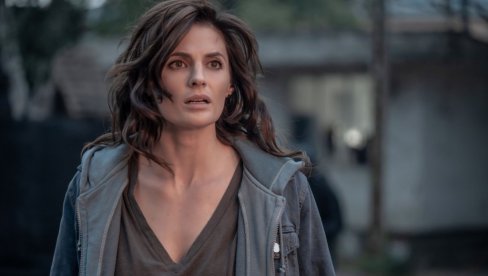 МРЕЖЕ ГОРЕ ЗБОГ НАЈПОЗНАТИЈЕ СРПКИЊЕ У ХОЛИВУДУ: Фанови су и даље огорчени! (ФОТО)