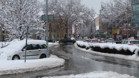 SPREMITE ZALIHE HRANE I LEKOVA, BATUT UPALIO ALARME ZBOG LEDENOG TALASA IZ RUSIJE: U ovim krajevima ledara na Bogojavljenje