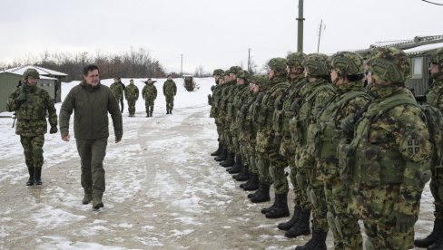 МИНИСТАР ГАШИЋ У КОПНЕНОЈ ЗОНИ БЕЗБЕДНОСТИ: Србија има војску на коју увек може да се ослони