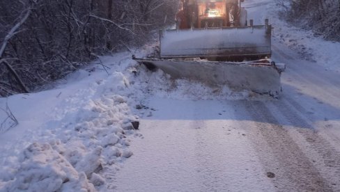 ОВОЛИКА КАЗНА ВАМ ПРЕТИ ЗБОГ НЕОЧИШЋЕНОГ СНЕГА: Од цифре ће вам се завртети у глави