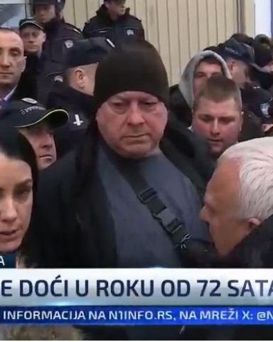 ХРАБРА ДРАГАНА ЛУКИЋ УНИШТИЛА КОКАНОВИЋА И БЛОКАДЕРЕ! (ВИДЕО)