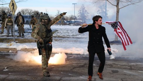 LOV NA ULICAMA MINEAPOLISA: Agenti ICE traže od ljudi dokaze da su državljani SAD