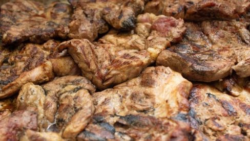 POVEDITE RAČUNA O ROKU TRAJANJA SPREMLJENIH JELA: Ovoliko se čuva meso, a ovoliko ruska salata!