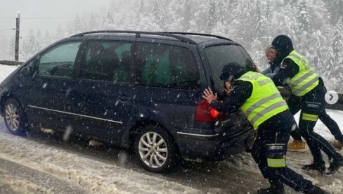 OGLASIO SE MUP SRBIJE: Terenski rad u zahtevnim uslovima zahteva više od opreme - zahteva posvećenost.