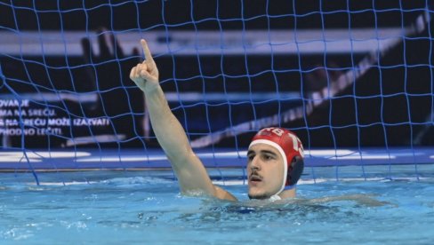 GLUŠAC SVE OČARAO: Sjajni golman blista na Evropskom prvenstvu u vaterpolu, a do jeseni 2024. bio nepoznat sportskoj javnosti
