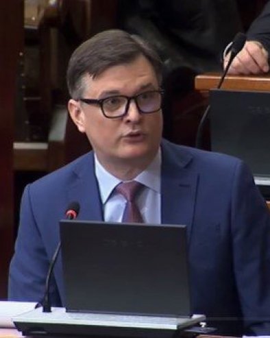 ЈОВАНОВ ПОРУЧИО ШЕФУ НДСС: Ђиласова француска пудла уме да буде агресивна када се одвеже