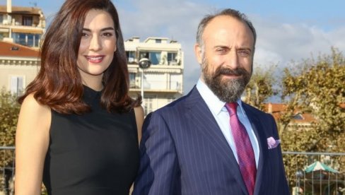 СУЛЕЈМАН И ШЕХЕРЕЗАДА СЕ ПОЈАВИЛИ НА ЦРВЕНОМ ТЕПИХУ И ОДУШЕВИЛИ: Због ње варао трудну жену, па и њу преварио, сада живе бајку!