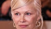 PAMELA ANDERSON JE ZBOG OVOG GLUMCA POBEGLA SA DODELE NAGRADA: Kada je videla, želudac joj se prevrnuo! Kako je to mogao da uradi? Odmah sa