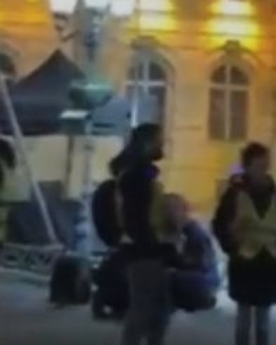 ПУКЛИ ПЛЕНУМАШИ: Најављивали велики протест у Новом Саду, дошло неколико њих (ВИДЕО)