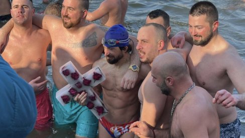 ЛАЗАР ПРВИ ДО ЧАСНОГ КРСТА У ЛЕДЕНОЈ ЗАПАДНОЈ МОРАВИ: Дведесет година сам санјао овај тренутак