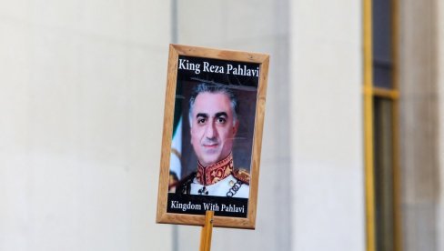 HAKERI PREKINULI PROGRAM IRANSKE DRŽAVNE TELEVIZIJE: Puštali snimke sa porukama podrške Pahlaviju