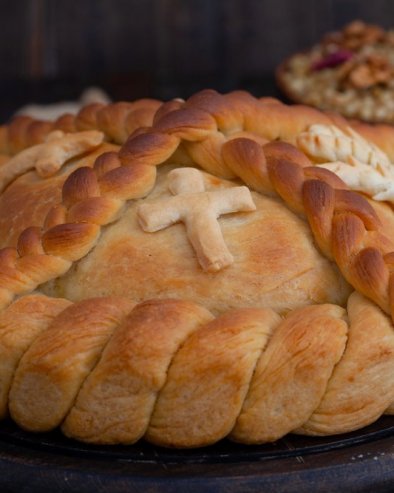 РЕЦЕПТ ЗА СЛАВСКУ ПОГАЧУ ЗА СВЕТОГ ЈОВАНА: Прави се брзо и једноставно