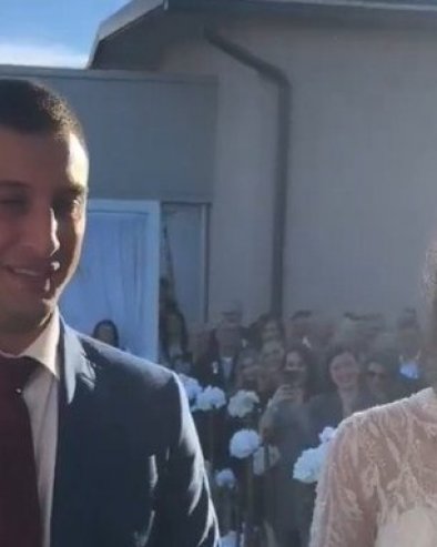 ЗА ПОНИШТЕЊЕ БРАКА ОДМАХ! Снимак са свадбе ХИТ на мрежама - шта је младожења забрљао (ВИДЕО)