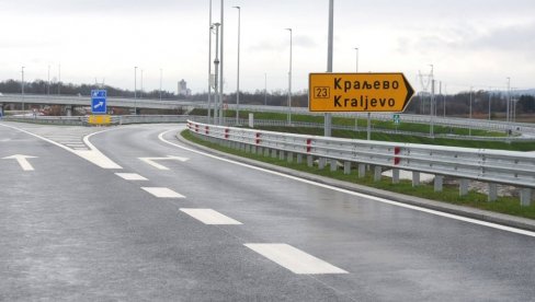 RAŠKI OKRUG MNOGO OČEKUJE OD NAJAVLJENE BRZE SAOBRAĆAJNICE IZMEĐU KRALJEVA I NOVOG PAZARA   Kraće putovanje bolje poslovanje
