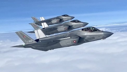 AMERIKANCI POSLALI ESKADRILU DA PRESRETNE DVA RUSKA AVIONA: Susret na nebu blizu Aljaske