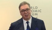 VUČIĆ O LAZOVIĆU: Traži sankcije protiv svojih sugrađana, koji se odgovoran političar time hvali
