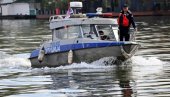 ИЗВУЧЕНО ТЕЛО МУШКАРЦА ИЗ ДУНАВА: Пролазници пријавили језив призор у близини сплава - ужас на Новом Београду