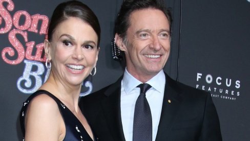 ПРОСЛАВИЛА СЕ ЛАЖУЋИ О СВОЈИМ ГОДИНАМА:Хју Џекман је због ње је оставио супругу након скоро три деценије брака