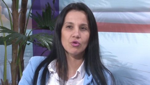 NOTORNA JE LAŽ DA SE DECA LEČE SMS PORUKAMA Perić iz RFZO: Blokaderi odbili majku bolesnog deteta jer podržava Vučića