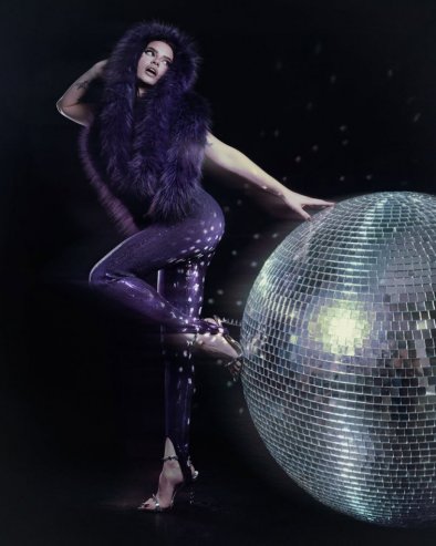 НЕКИ ОДНОСИ НИСУ ЗА ЦЕО ЖИВОТ: Барбара Бобак о новој песми, компилацији старих хитова, заљубљивању и плановима за будућност (ФОТО)