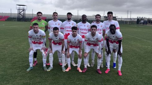 NIŠLIJE KUĆI PEVAJUĆI: Radnički uspešan na generalki