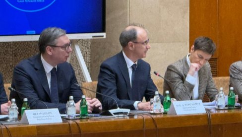 NISAM STRUČAN, ALI UMEM DA VIIDM REZULTAT Vučić: Pokažite viziju i brinite o budućnosti