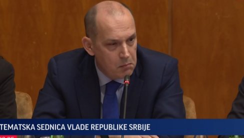 GRAĐANI MORAJU DA ZNAJU DA JE BITNO DA VI BUDETE NA ČELU SRBIJE Lončar se obratio Vučiću: Ako ne budete tu, državnog zdravstva neće biti