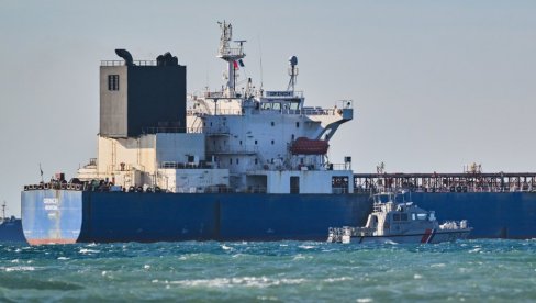 RUSKI TANKER GRINČ NASUKAN U LUCI MARSEJ: Brod zaplenjen je nije imao zastavu