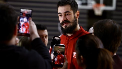 NIKOLA KALINIĆ NAKON BOLNOG PORAZA ZVEZDE! Najavio veliko pojačanje u timu Strašan igrač