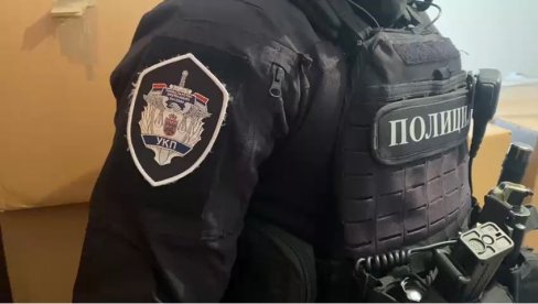 ОДРЕЂЕН ПРИТВОР ТРОЈИЦИ УХАПШЕНИХ: Осумњичених за шверц пет тона марихуане