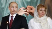 MISLILA SAM DA RASKIDAMO... Kako je Putin zaprosio prvu suprugu - LJudmila sve otkrila: Smatrao je da nije dovoljno dobar...