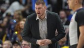 JAOOO, BOŽE, NEMAMO PARA! Nikola Jokić zbog braće čupao kosu