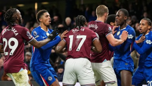 ISTORIJA FUDBALA! Čelsi uradio ono što nikada nije, Premijer liga to ne pamti! Navijači prvo zviždali svojima, na kraju plakali od sreće!