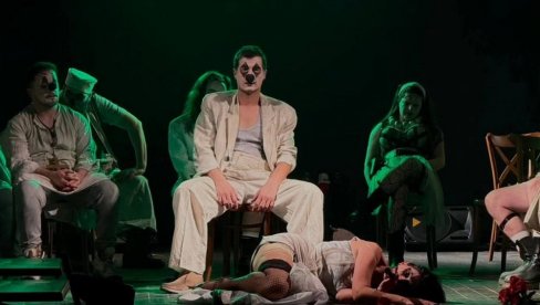 „ГОРОЦВЕТ“ И СМАК СВЕТА: Велико интересовање публике у Врању за представу на малој сцени