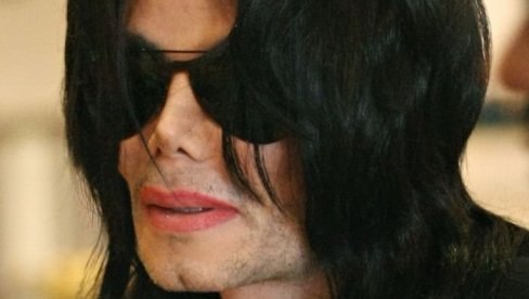 НОВИ ДЕТАЉИ ИЗ ЖИВОТА МАЈКЛА ЏЕКСОНА ПОНОВО УЗБУРКАЛИ ЈАВНОСТ: Необјављени снимци, разговори о деци, признања!