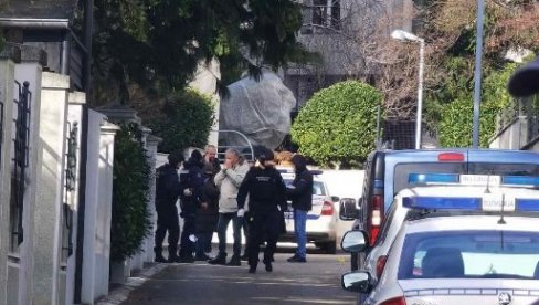 БАЧЕНА БОМБА НА КУЋУ ЗДРАВКА ЧОЛИЋА: Причињена велика штета