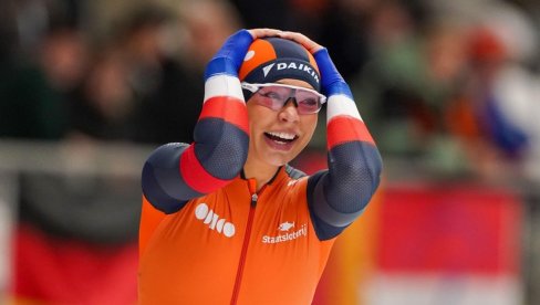 ЈЕДНА ОД НАЈЛЕПШИХ СПОРТИСТКИЊА СТИГЛА НА ЗИМСКЕ ОИ: Прате је милиони на Инстаграму и вереница је чувеног боксера (ФОТО)