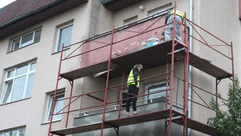 OBEZBEĐENO 30 MILIONA: Kraljevčani sufinansiraju projekte u stambenim zgradama