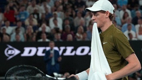 ПОПАЉЕНИ АЛАРМИ Синерови навијачи у паници, због овога би Јаник могао да има велики проблем