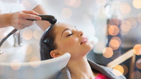 ODGOVOR DOKTORA NA ČESTO PITANJE: Da li ćemo se prehladiti ako izađemo napolje sa mokrom kosom?