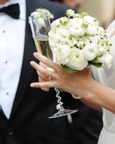 BOJA KOJA ĆE OBELEŽITI VENČANJA 2026. GODINE: Biće glavni deo atmosfere i stila - elegantna je i optimistična