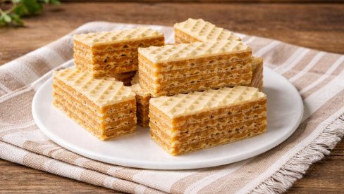 OBLANDE SA KEKSOM I ORASIMA – starinski recept koji uvek oduševi