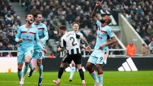ВЕЛИКА ПОБЕДА БРЕНТФОРДА: Пчелице срушиле Њукасл у Премијер лиги