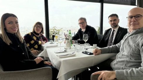 ВУЧИЋ СА ПЕТРОВАРАДИНСКЕ ТВРЂАВЕ: Бистримо светску политику и кујемо планове за убрзани развој Новог Сада и Србије