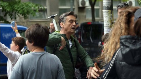 BIVŠI FUNKCIONERI DS O TAJNOM SNIMKU ŽIKE PAUKA I BLOKADERA: Opozicija kleči i moli, dok je blokaderi vređaju