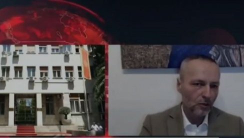 БЛОКАДЕРИ СЕ ХВАТАЈУ ЗА МИЛОВЕ МЕДИЈЕ: Немоћни потив Вучића, шире лажи путем црногорских гласила (ВИДЕО)