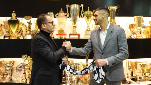 МИТРОВИЋ ПРОГОВОРИО О ЗВЕЗДИ! Ево зашто није раније завршио у Хумској и да ли навија за црвено-беле?