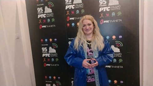 POVRATNICA NA PZE: Saška Yanx veruje u emociju i pesmu (FOTO)