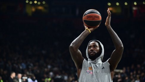 НИЈЕ ОСТАО ДУЖАН! Лесор узвратио Мишку Ражнатовућу: Срећа па...